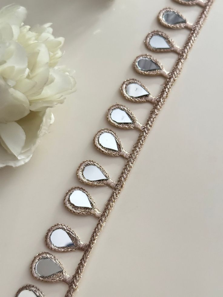 Embroidery lace